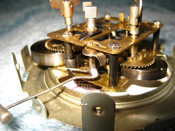 Mao Tse Tung Striker Arm Soldering2